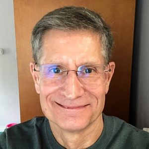 Meet your Posher, Derrick